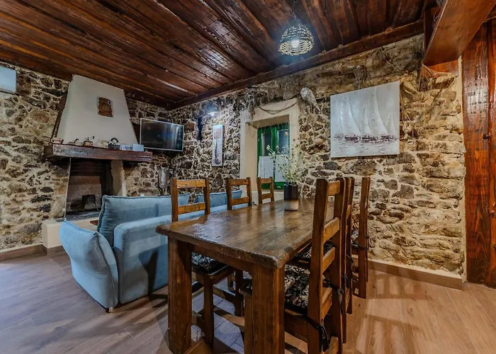 Tatil Evi In Suko An Near The Sea Sukošan