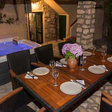 Holiday home Pet-friendly In Suko An Sukosan